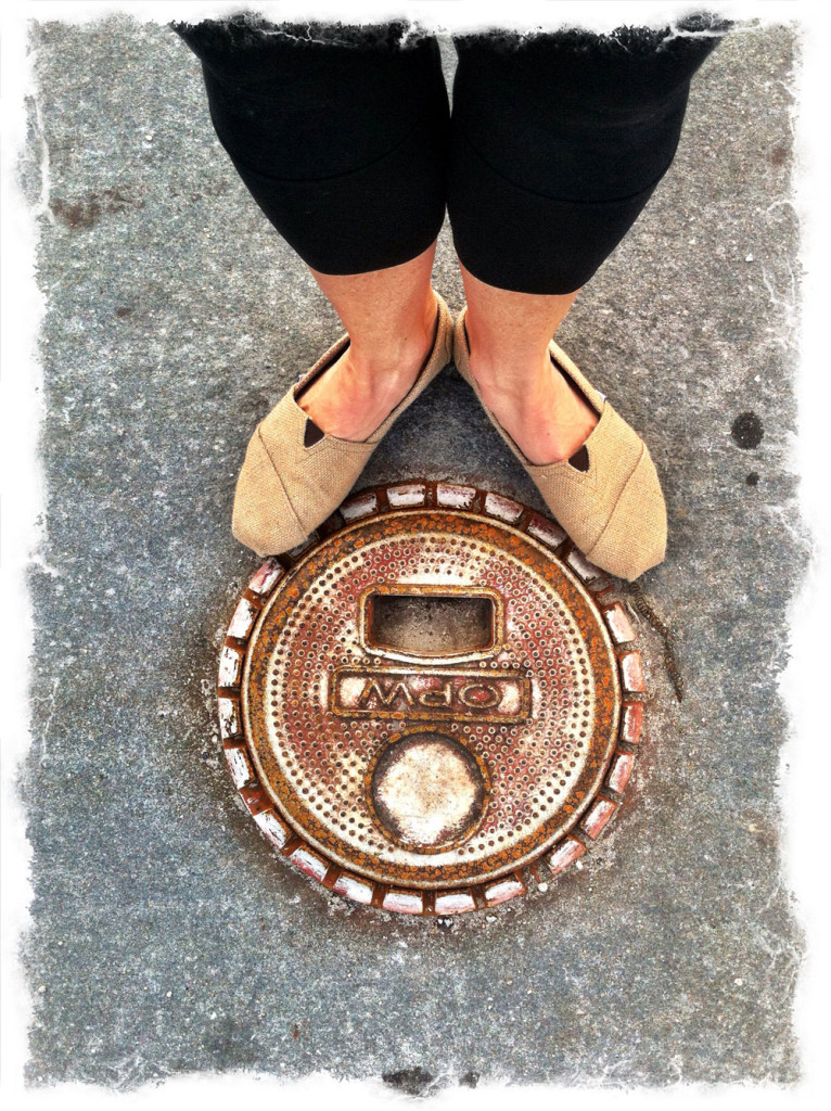 2---0--MM-feet-&-manhole